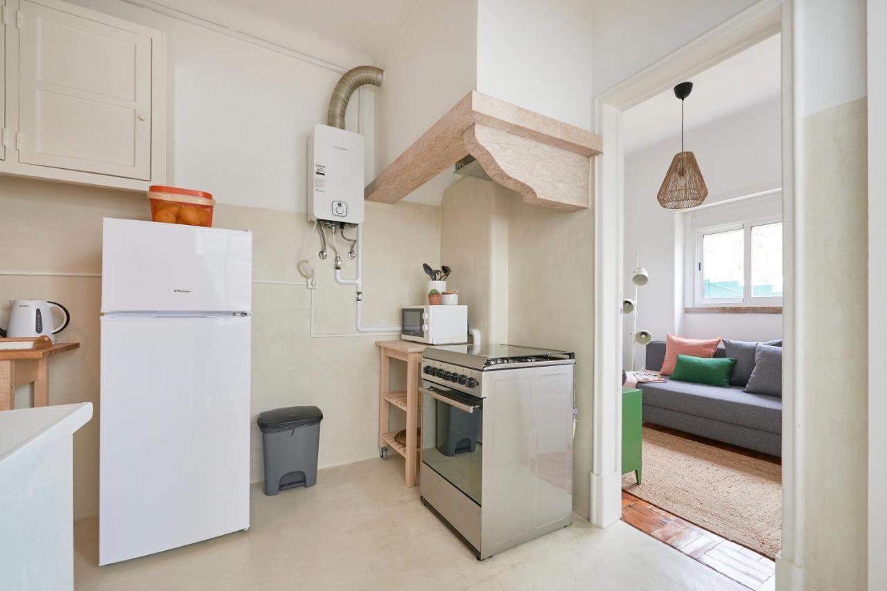 Light-Filled & Renovated Apartment, By Timecooler Lisboa Extérieur photo