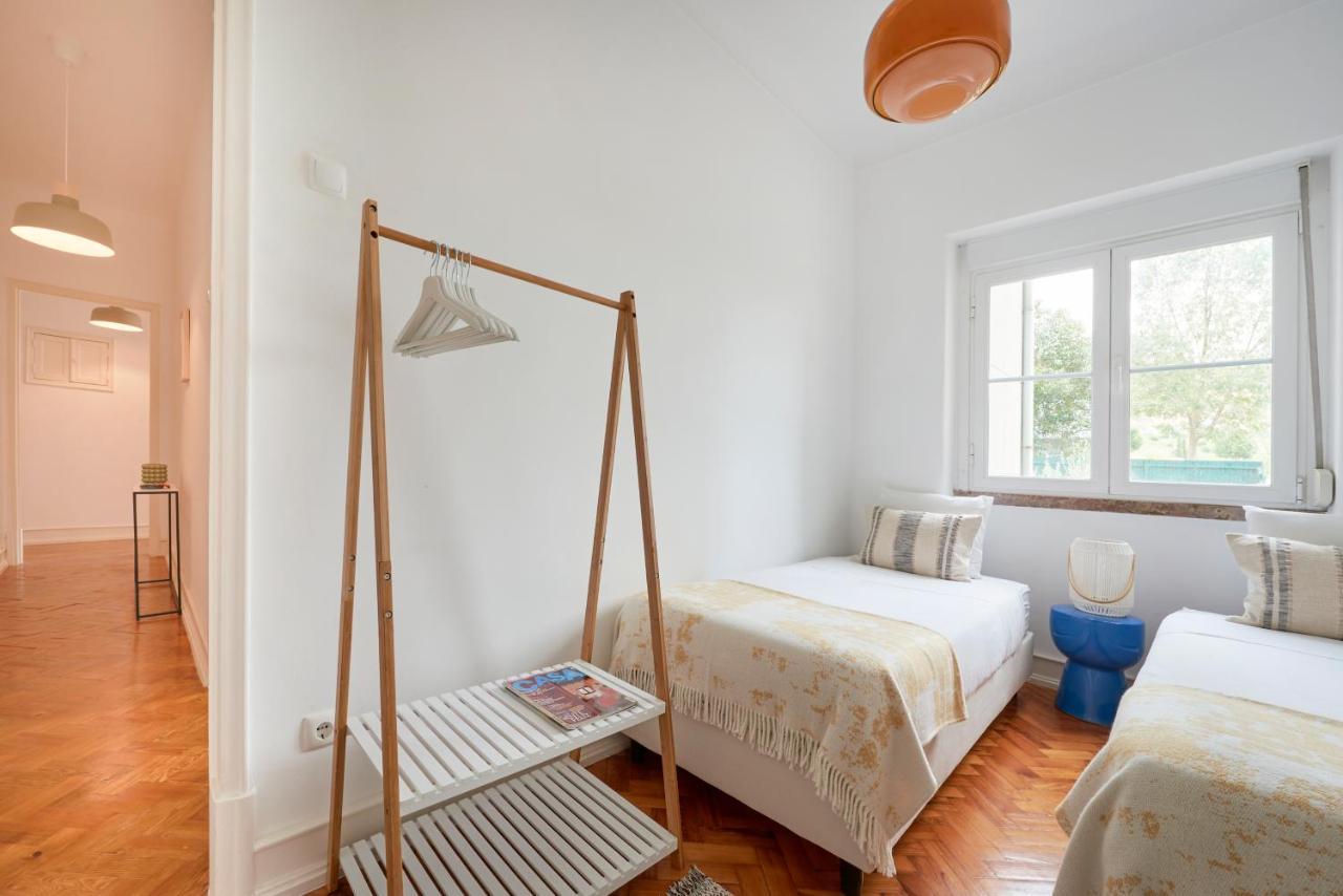 Light-Filled & Renovated Apartment, By Timecooler Lisboa Extérieur photo